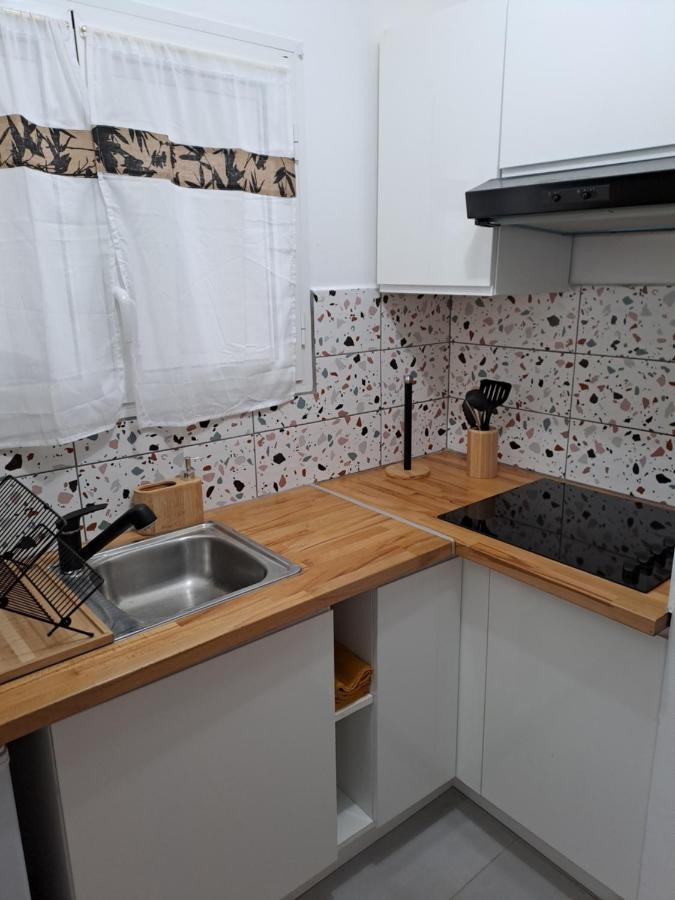 Appartement Cosy, T2 Situe En Centre Ville De Saint-Pierre ภายนอก รูปภาพ